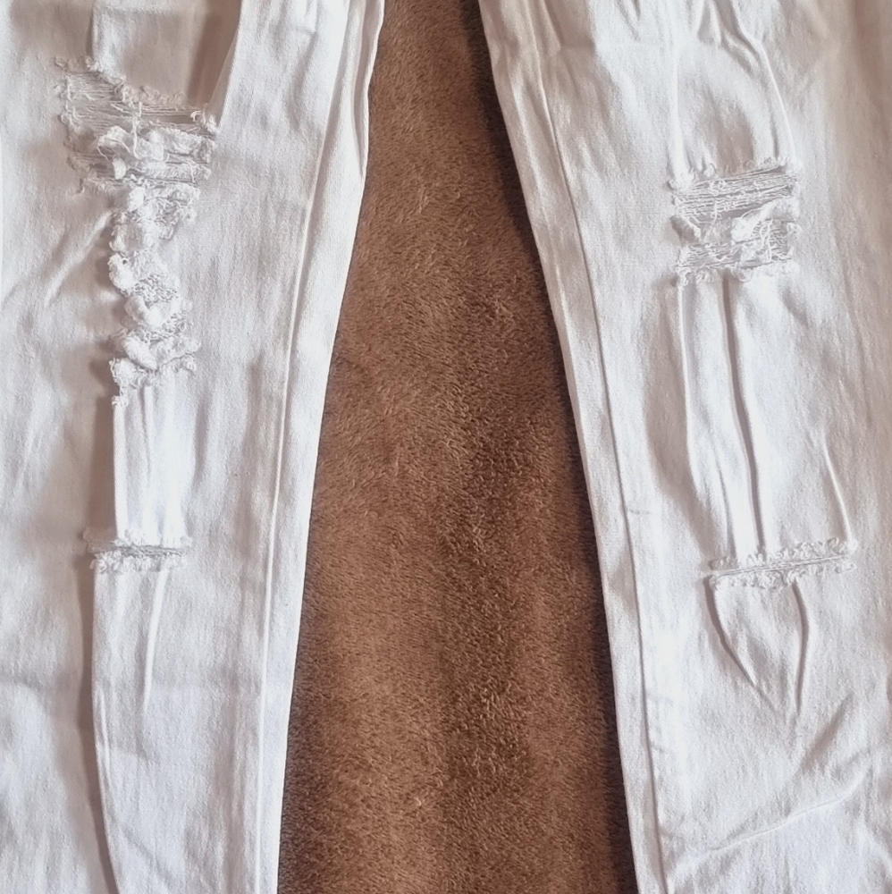 White High Rise, Ripped Jean - Picture 9 of 13